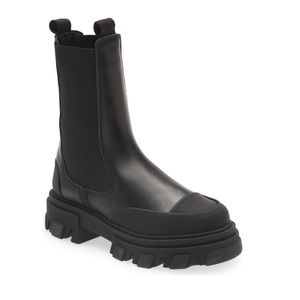 GANNI Black Chelsea Boot size 38